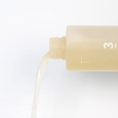Numbuzin No.3 Super Glowing Essence Toner